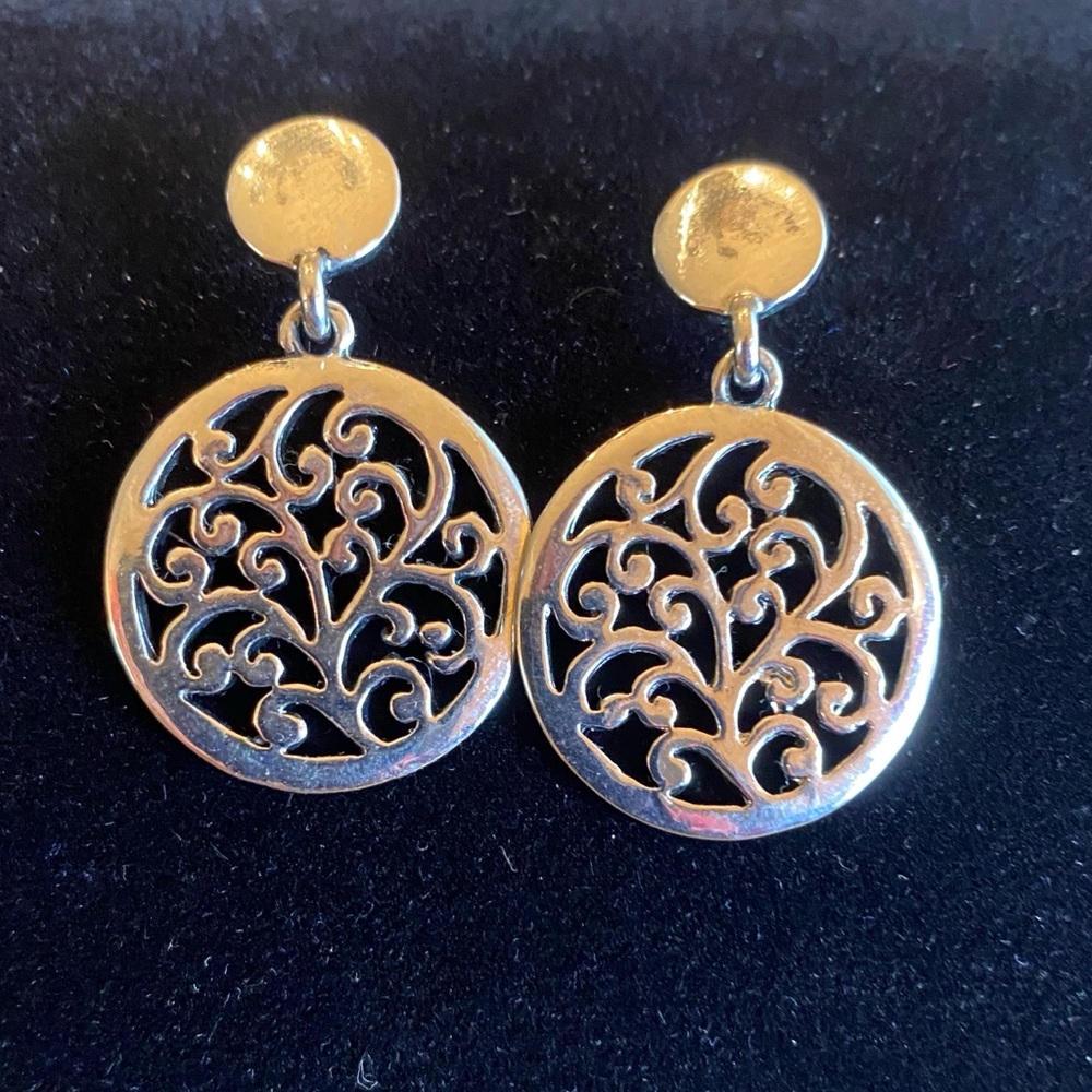 Silver filagree earrings
